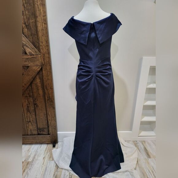 Xscape PATTI LONG OFF THE SHOULDER SCUBA CREPE DRESS NWT size 16  Blue - Picture 4 of 5